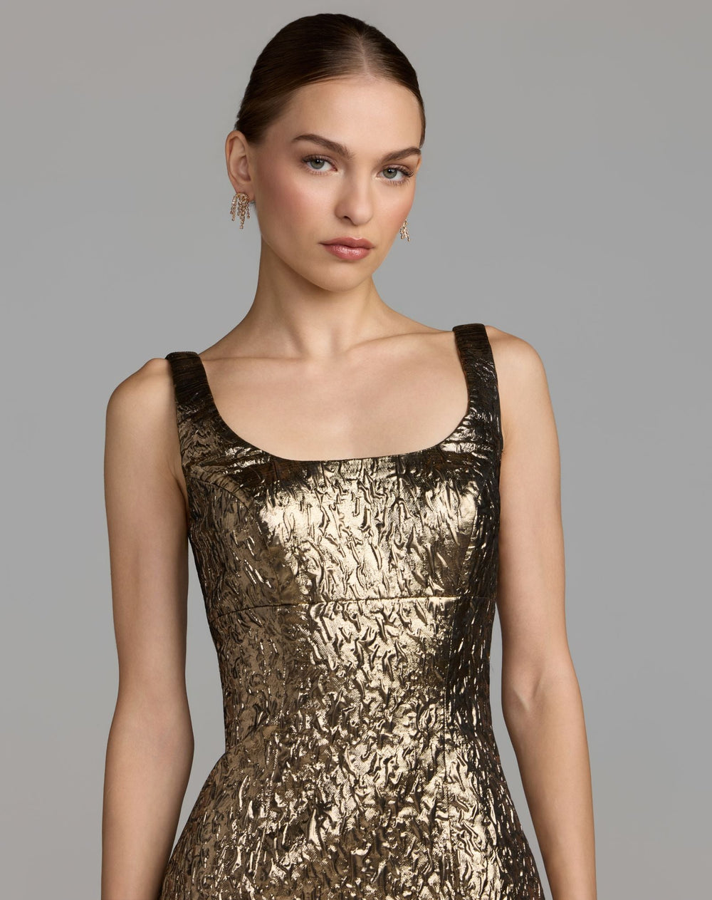 Mac Duggal 21553 Metallic Scoop Neck Brocade Midi Dress