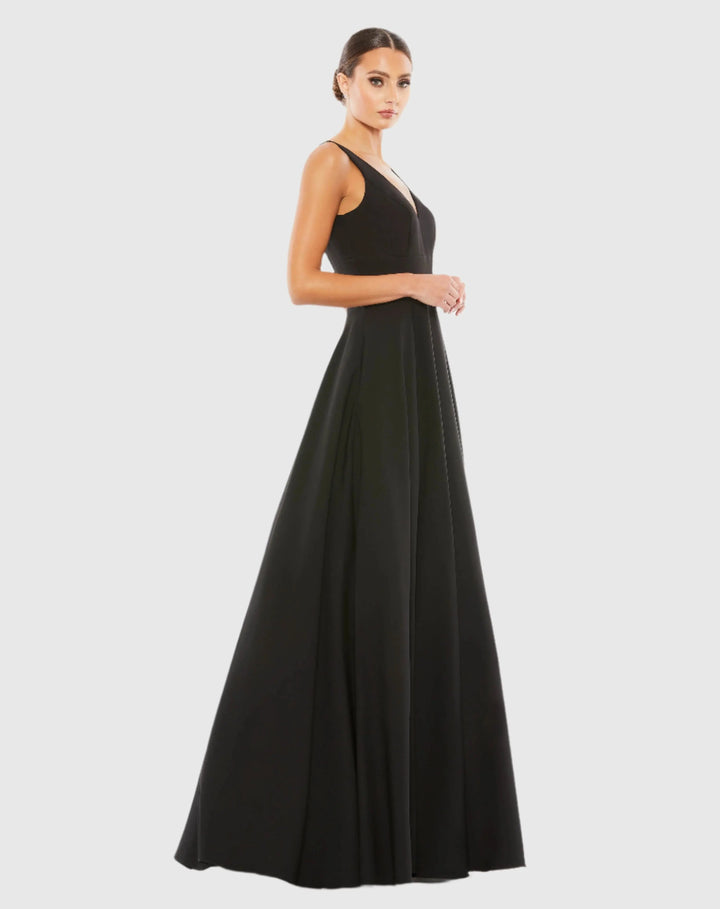 Mac Duggal 48924 Black Classic Sleeveless A-Line Gown with Pockets