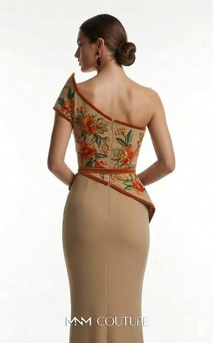 Fouad Sarkis F03023 gown, skirt and train detail