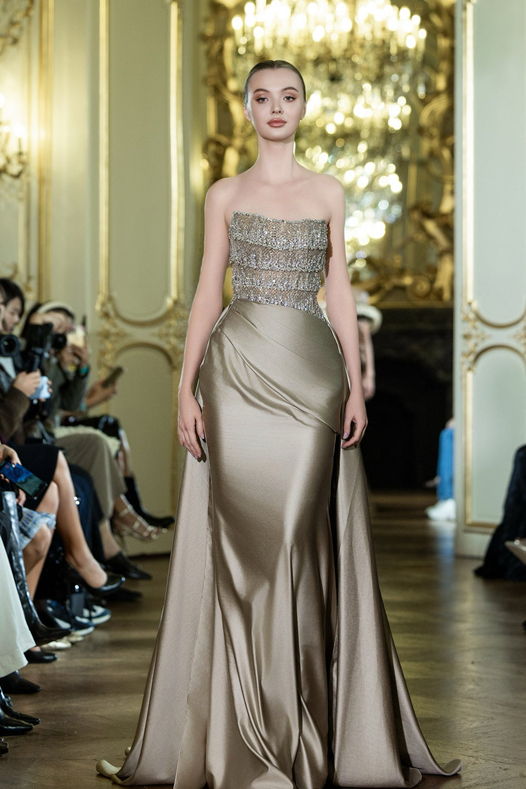 Linh Ngh  Dress - FOSTANI.com