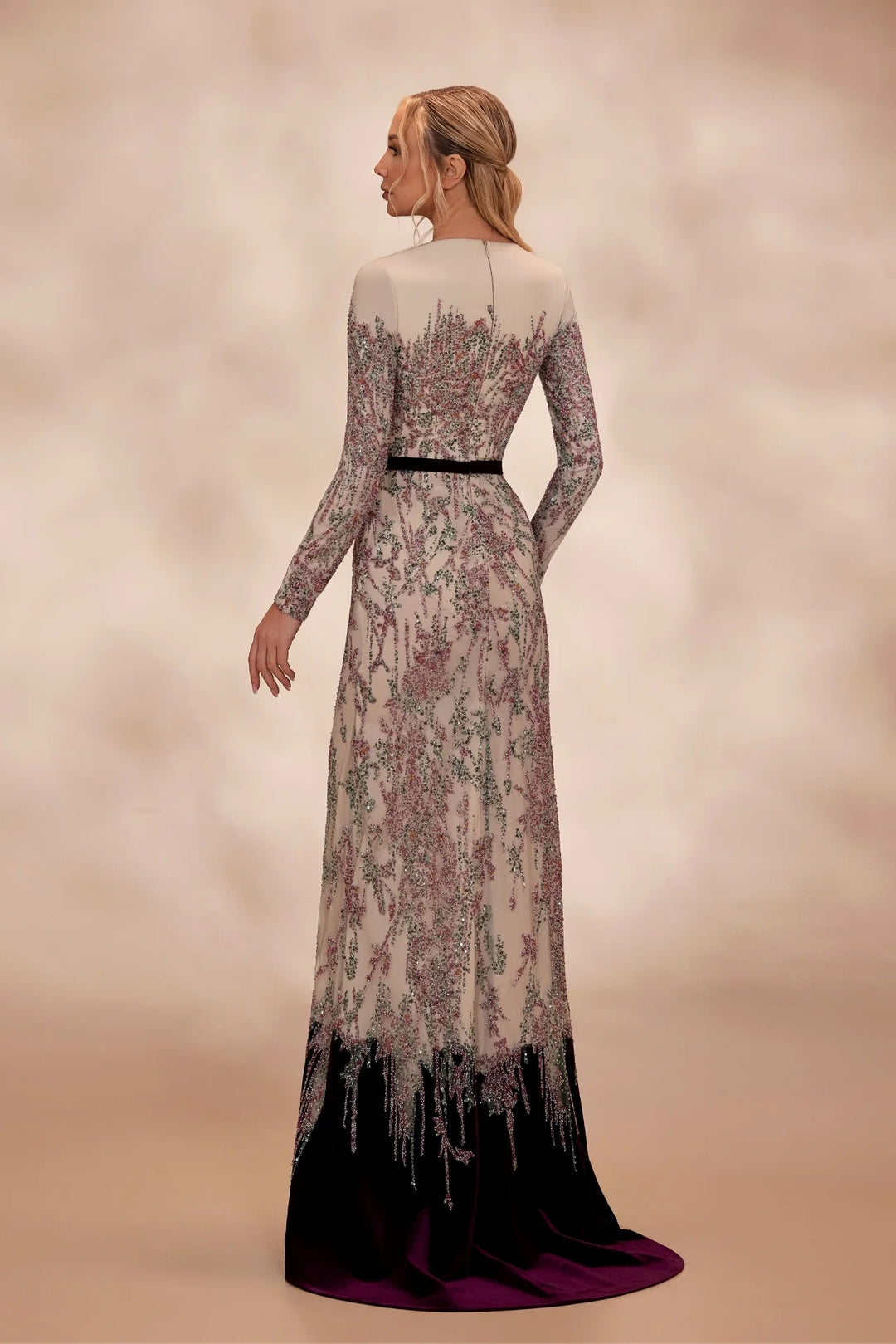 RTW17- Multicolor beaded dress with long fitted sleeves and a crew-neck bodice - FOSTANI.com