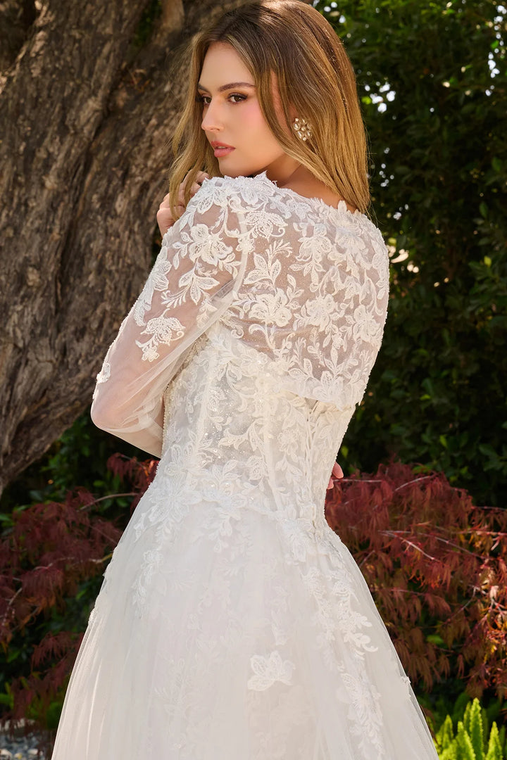 GLS Collective GL3842 bolero dangling bead hem detail