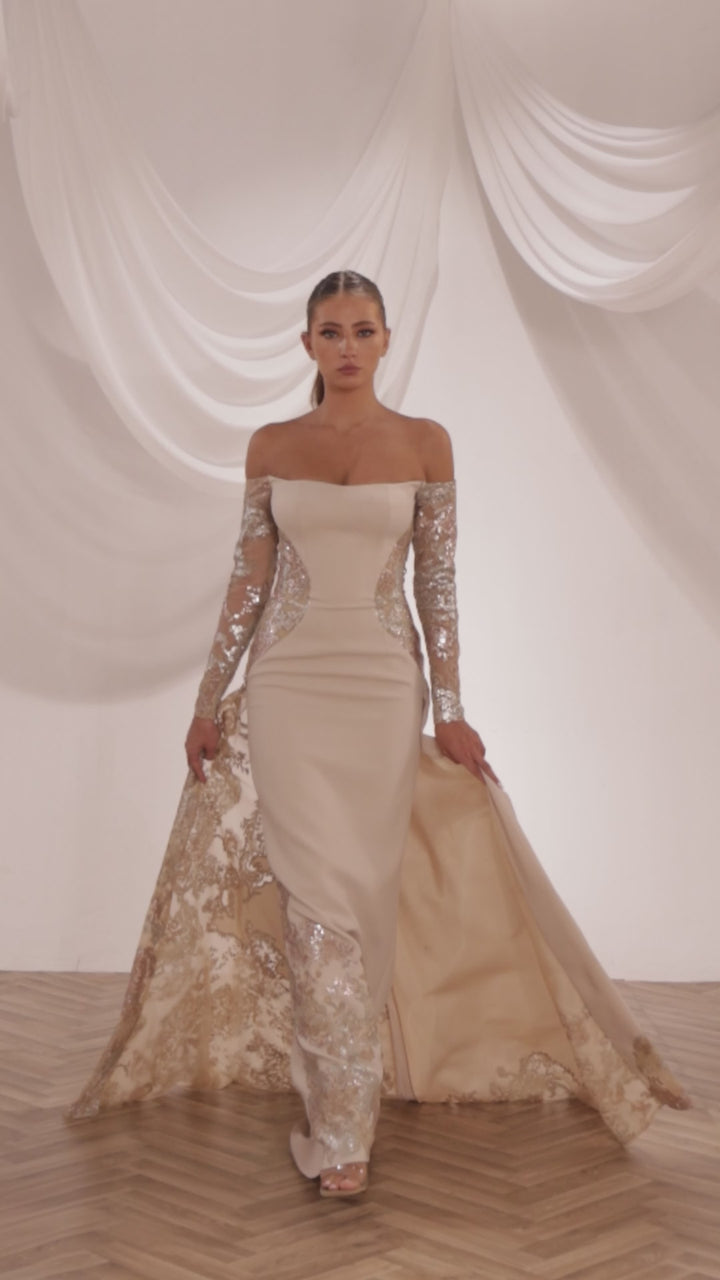 Reverie Couture SS237 Size 6 Only