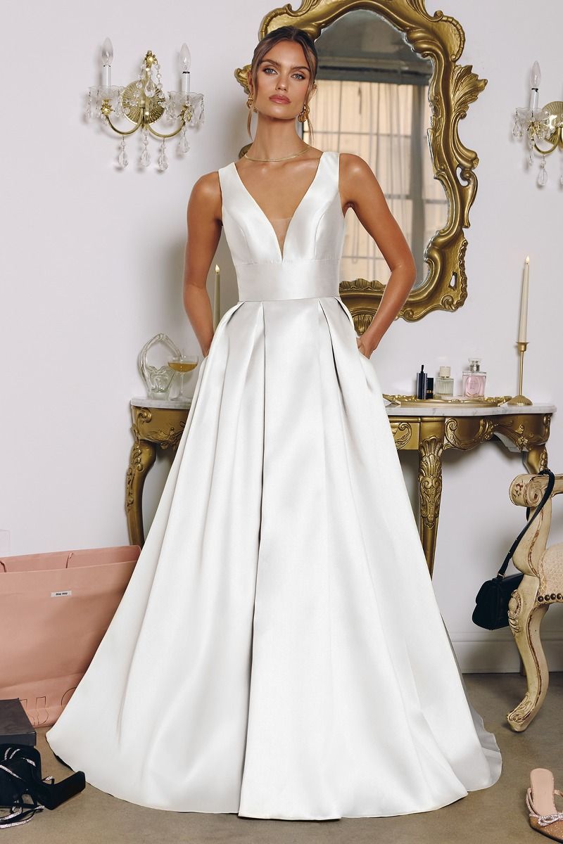 Amoris T814W Deep V-Neckline Sleeveless Structured Dress